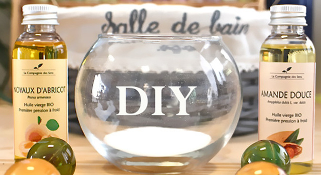 Huiles végétales et bicarbonate de soude pour gommage exfoliant visage
