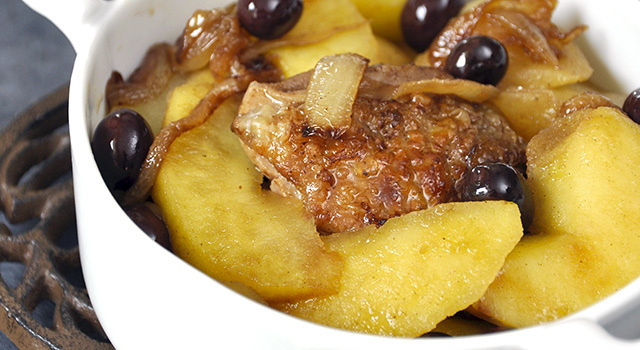 Pintade aux pommes reinettes et aux olives de Nice