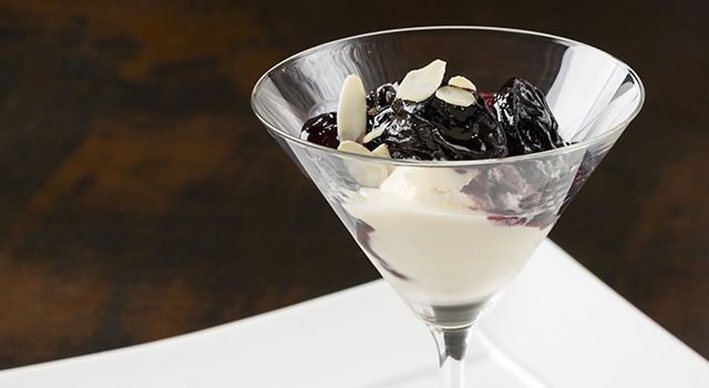 Pruneaux d’Agen confit au vin rouge Glace à l’Armagnac