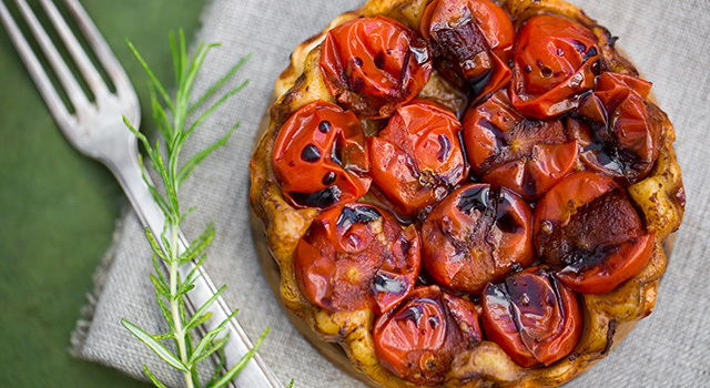Tartelettes aux tomates cerises et au caramel balsamique