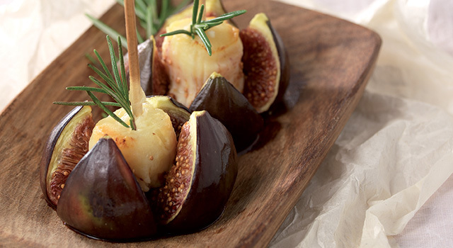 Figues farcies au chèvre