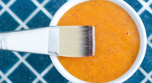 DIY : Exfolier sa peau avec des noyaux d'abricots